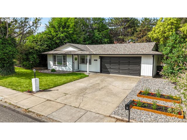 1980 Sw QUINNEY Ave, Pendleton, OR 97801