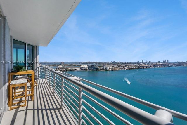 335 S Biscayne Blvd 3012, Miami, FL 33131