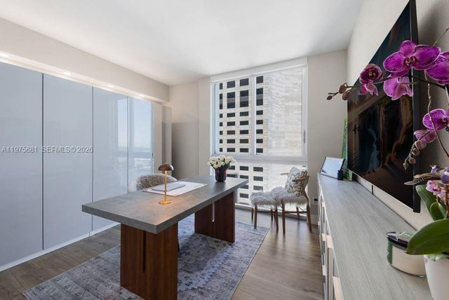 335 S Biscayne Blvd 3012, Miami, FL 33131