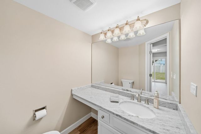 1435 Tanglewood Drive, Crystal Lake, IL 60014