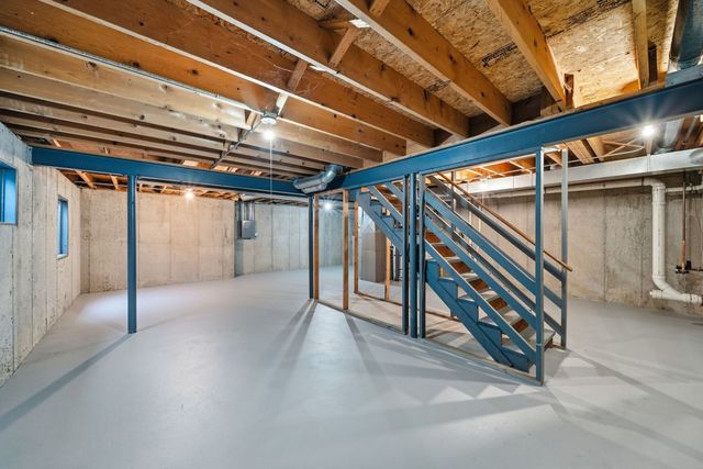 1435 Tanglewood Drive, Crystal Lake, IL 60014