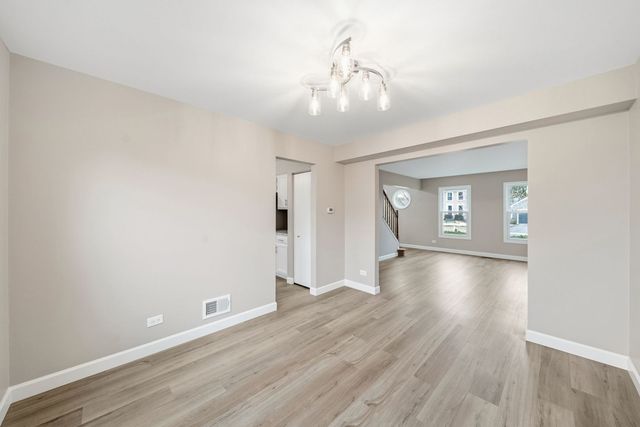 1435 Tanglewood Drive, Crystal Lake, IL 60014