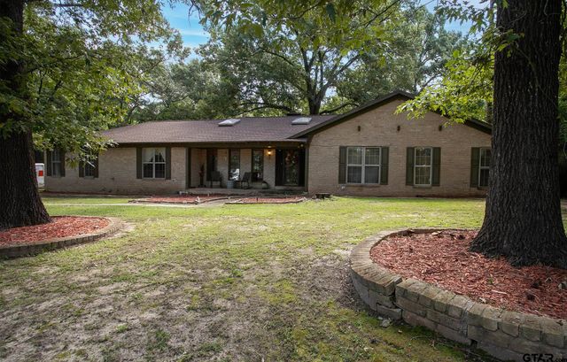10187 Crestview Dr, Tyler, TX 75707