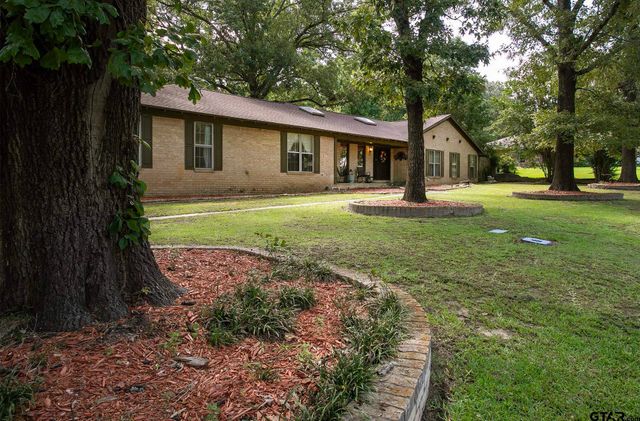 10187 Crestview Dr, Tyler, TX 75707
