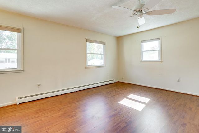 13714 GRAN DEUR DR, Woodbridge, VA 22193