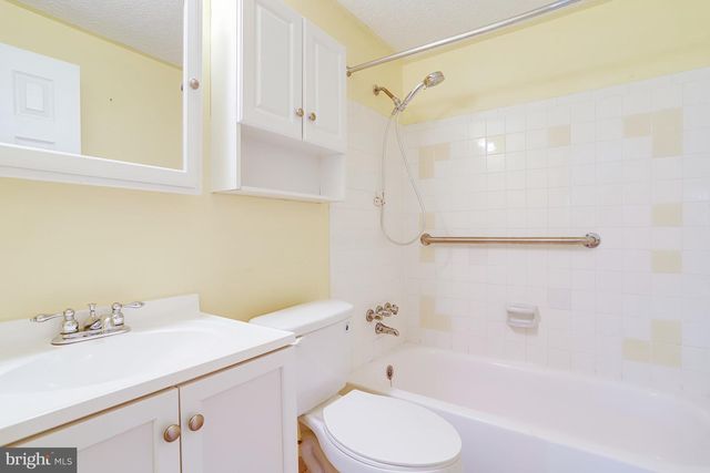 13714 GRAN DEUR DR, Woodbridge, VA 22193
