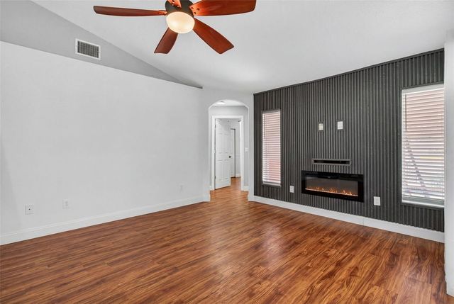 12611 PINEFOREST WAY E, Largo, FL 33773