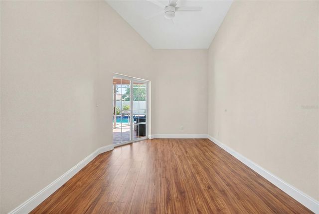 12611 PINEFOREST WAY E, Largo, FL 33773