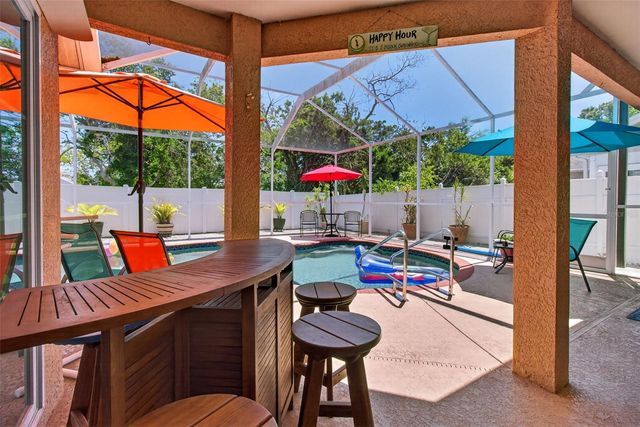 12611 PINEFOREST WAY E, Largo, FL 33773
