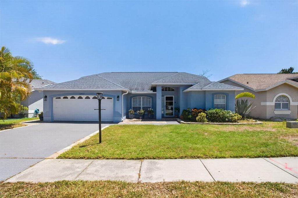 12611 PINEFOREST WAY E, Largo, FL 33773