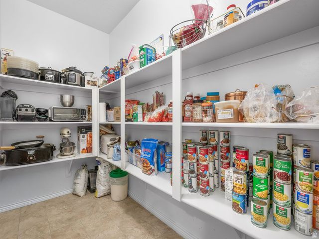 256 W HORIZON LOOP, Elk Ridge, UT 84651