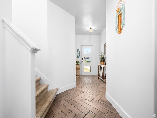 256 W HORIZON LOOP, Elk Ridge, UT 84651