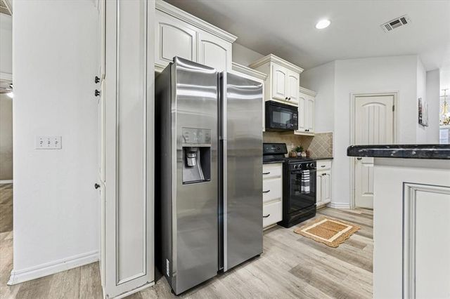 310 N Kyle Court, Stillwater, OK 74075