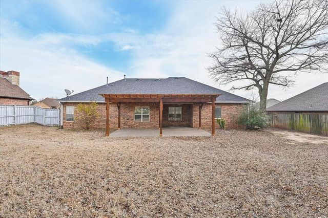 310 N Kyle Court, Stillwater, OK 74075