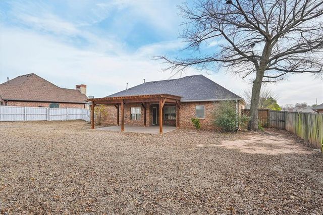 310 N Kyle Court, Stillwater, OK 74075