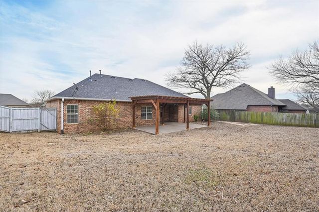 310 N Kyle Court, Stillwater, OK 74075
