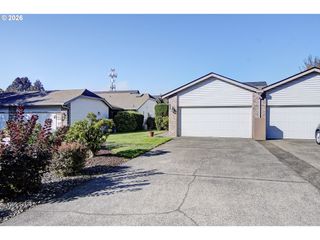 1906 Se 114TH Ct B, Vancouver, WA 98664
