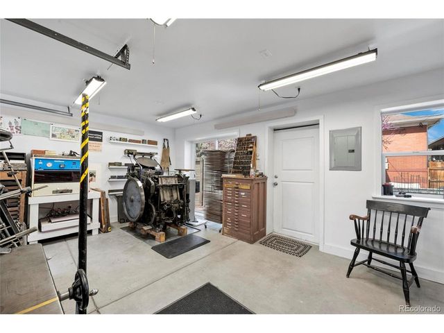328 S Lincoln St, Denver, CO 80209