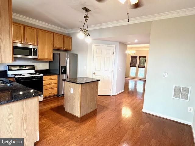 44484 WATERTOWN TER, Ashburn, VA 20147