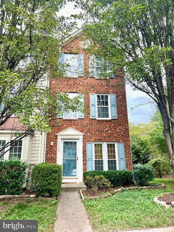 44484 WATERTOWN TER, Ashburn, VA 20147