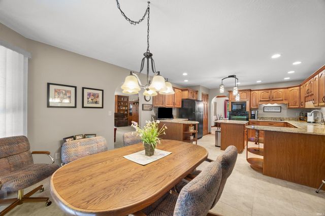 606 Shady Creek Drive, Lafayette, IN 47905