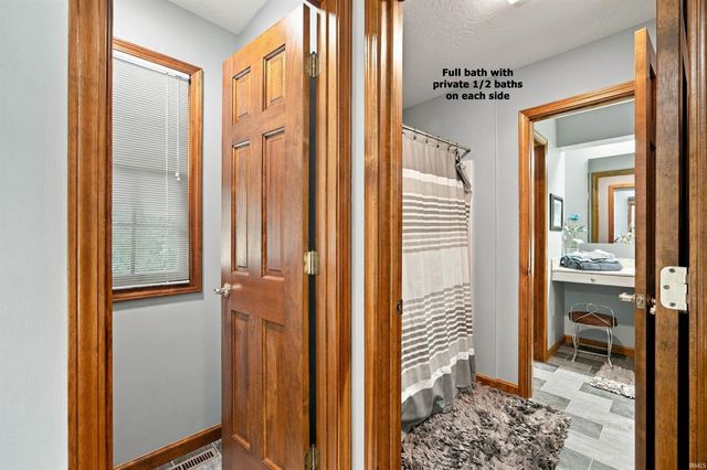 606 Shady Creek Drive, Lafayette, IN 47905