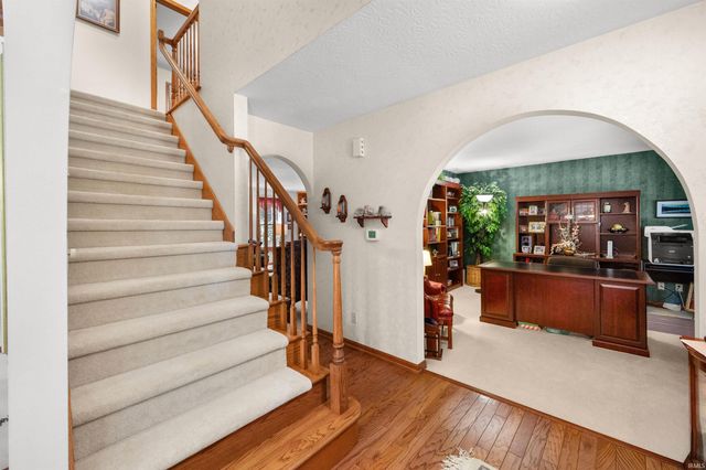 606 Shady Creek Drive, Lafayette, IN 47905
