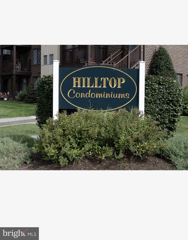 5200 HILLTOP DR GG 26 #504, BROOKHAVEN, PA 19015 — exterior
