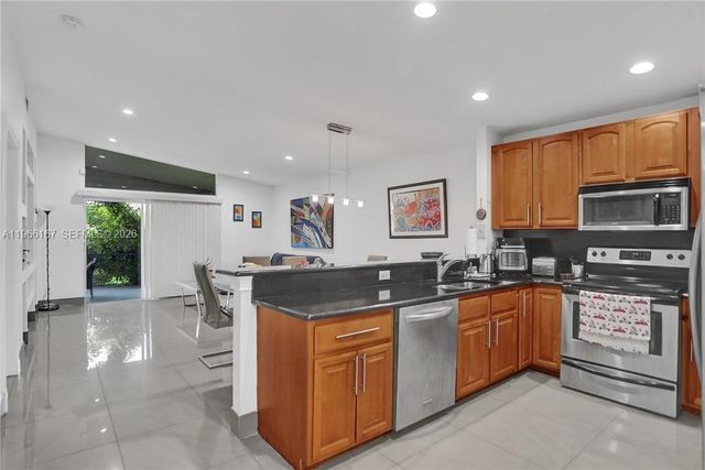 504 Woodgate Cir C, Sunrise, FL 33326