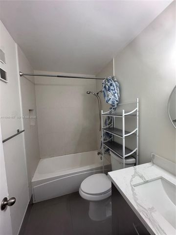 504 Woodgate Cir C, Sunrise, FL 33326