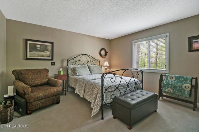 129 Norcross Rd, Crossville, TN 38558