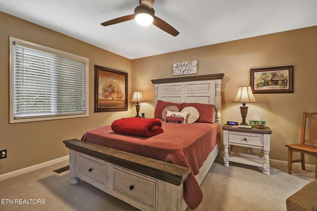 129 Norcross Rd, Crossville, TN 38558
