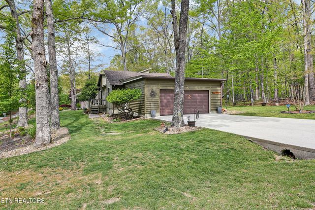 129 Norcross Rd, Crossville, TN 38558