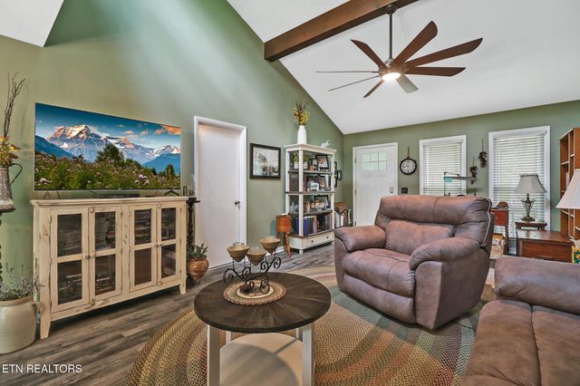 129 Norcross Rd, Crossville, TN 38558