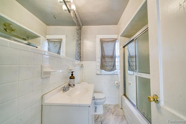 15509 Holmur Street, Detroit, MI 48238