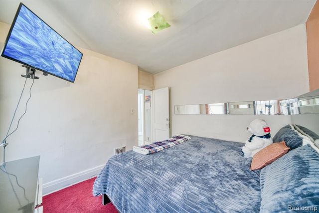 15509 Holmur Street, Detroit, MI 48238