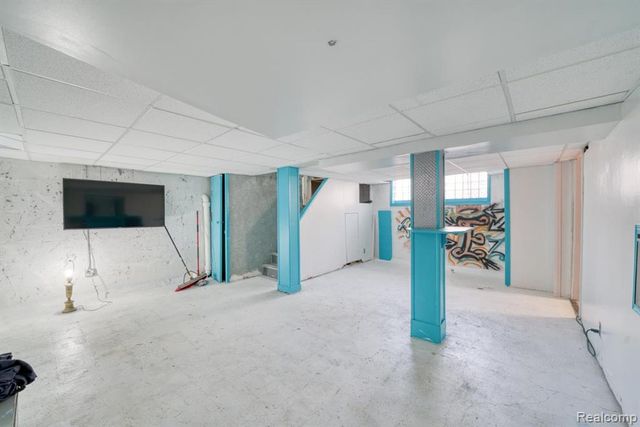 15509 Holmur Street, Detroit, MI 48238