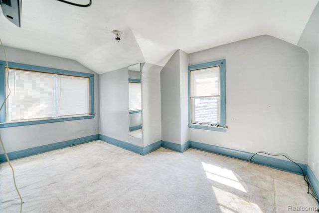 15509 Holmur Street, Detroit, MI 48238