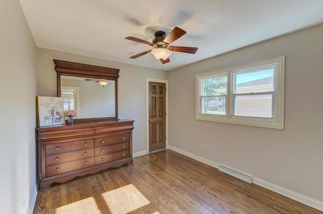 9956 Ivanhoe Avenue, Schiller Park, IL 60176