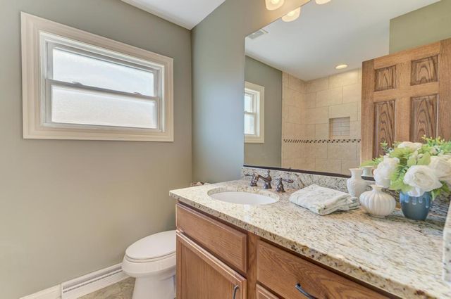 9956 Ivanhoe Avenue, Schiller Park, IL 60176