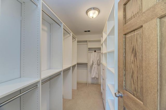 9956 Ivanhoe Avenue, Schiller Park, IL 60176