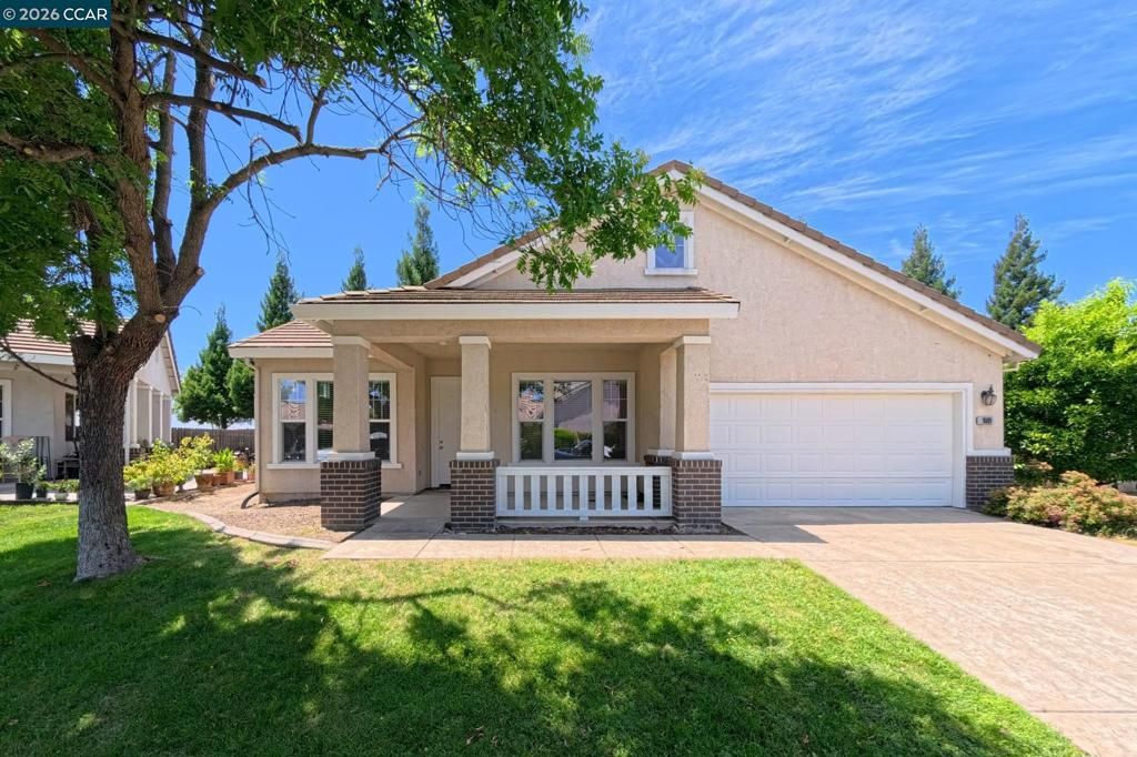 Image 1 of property listing at 1689 Soledad Dr, Roseville, CA 95747
