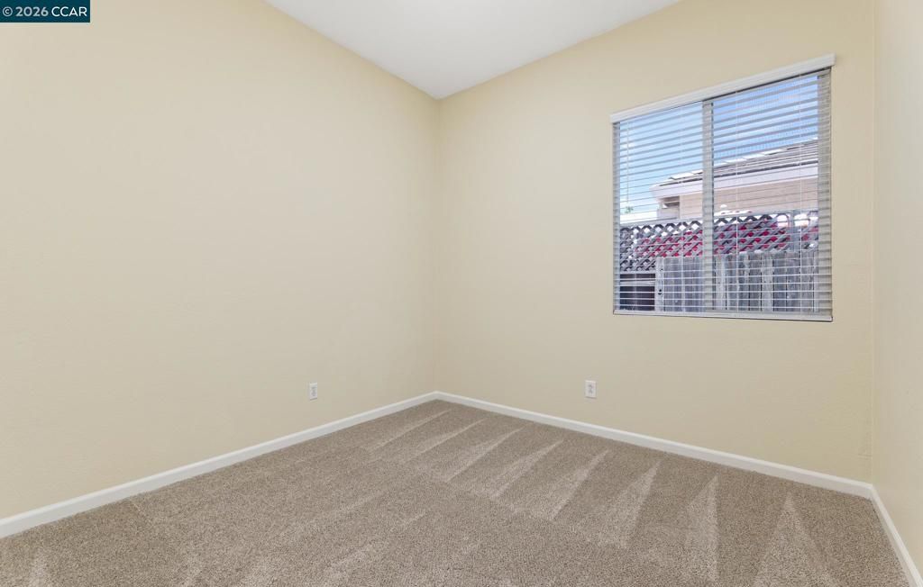Image 17 of property listing at 1689 Soledad Dr, Roseville, CA 95747