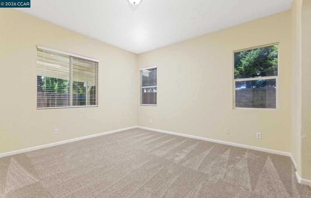 Image 19 of property listing at 1689 Soledad Dr, Roseville, CA 95747