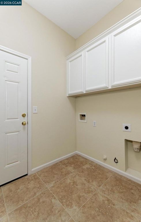 Image 22 of property listing at 1689 Soledad Dr, Roseville, CA 95747
