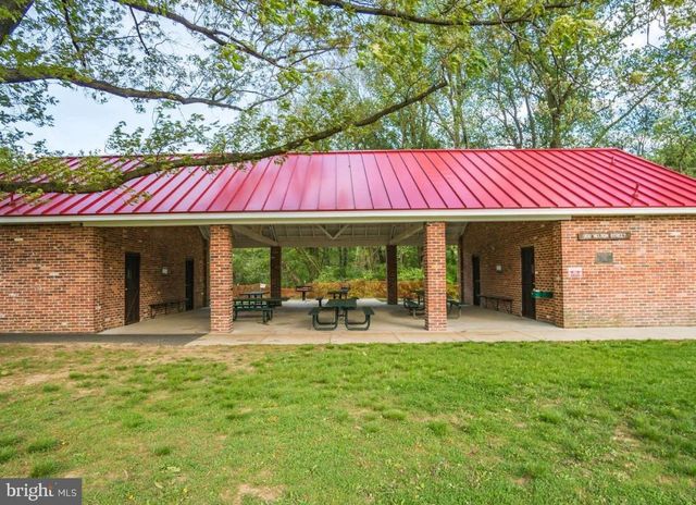 639 AZALEA DR, Rockville, MD 20850