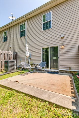 1506 Stonewall Manor Dr, Henrico, VA 23228