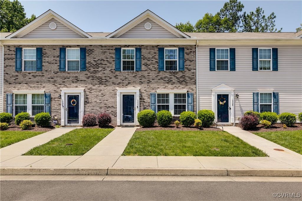 1506 Stonewall Manor Dr, Henrico, VA 23228