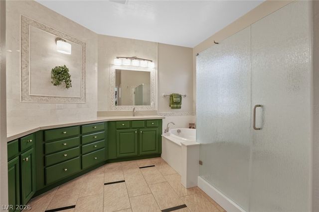 8300 Imperial Lakes Street, Las Vegas, NV 89131