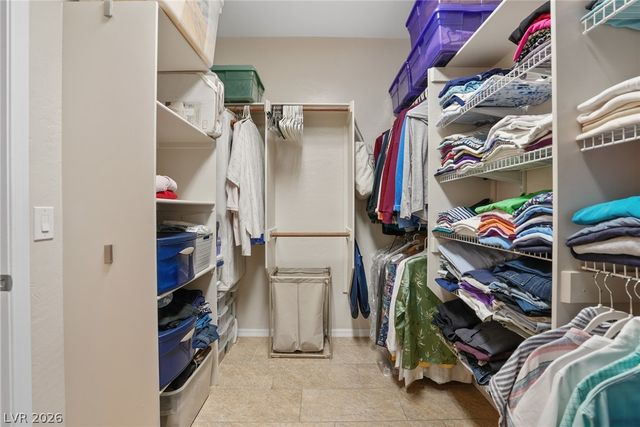 8300 Imperial Lakes Street, Las Vegas, NV 89131